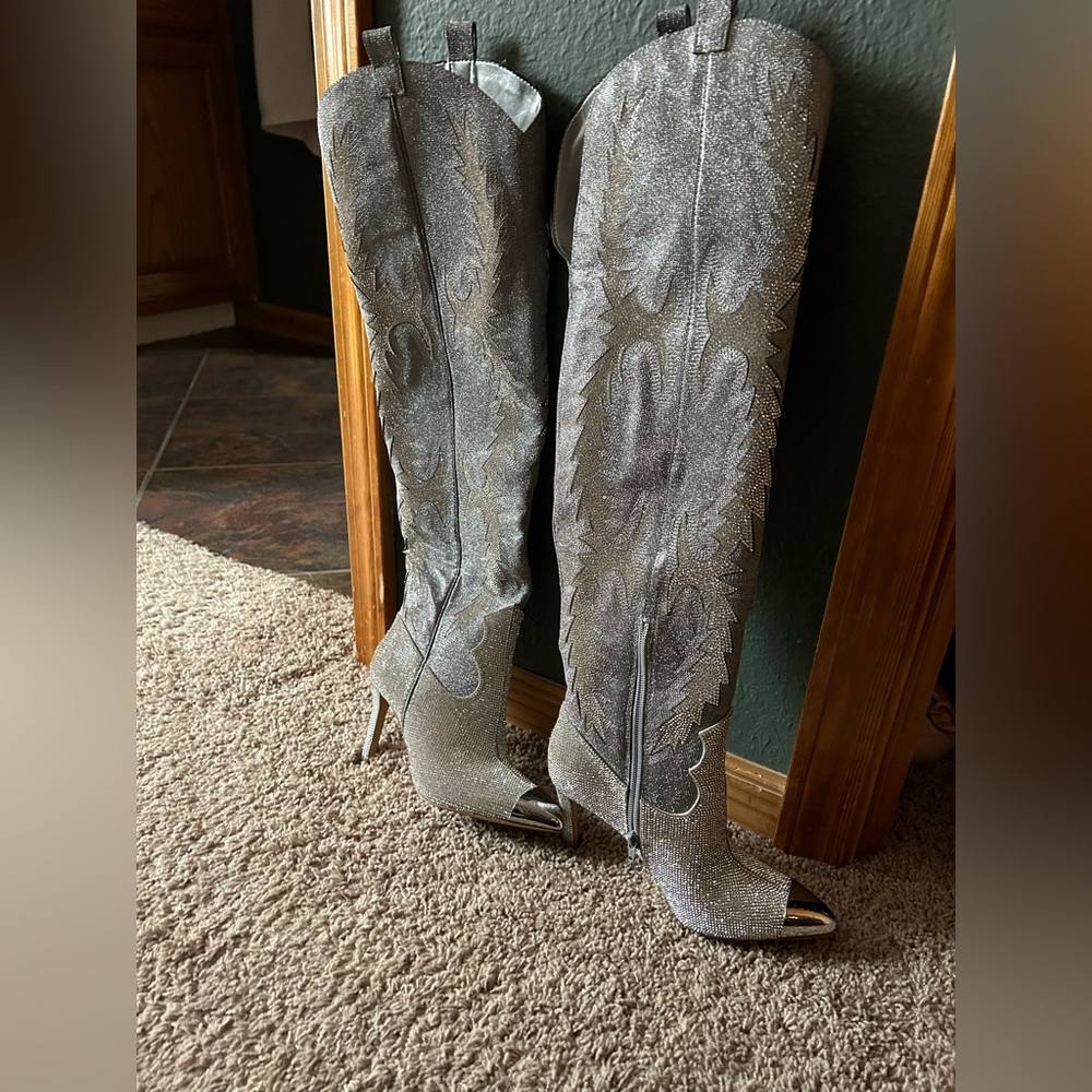 Gianni Bini over the knee glitter boots!